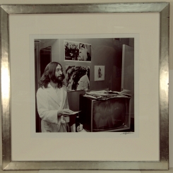 140. LENNON, JOHN & YOKO ONO -COPYRIGHT PHOTOGRAPHY -NIСO KOSTER- 1969-AMSTERDAM HOTEL HILTON - NMINT
