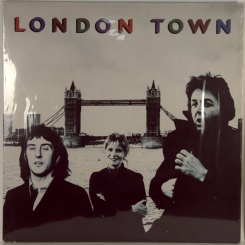 187. WINGS-LONDON TOWN-1978-FIRST PRESS UK-MPL-NMINT/NMINT