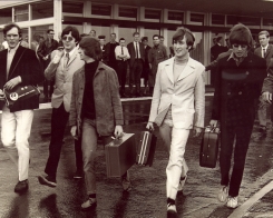64. GUNTER ZINT - AUTHOR PHOTO-THE BEATLES - 1969-STOCKHOLM AIRPORT. -BOOK-NMINT