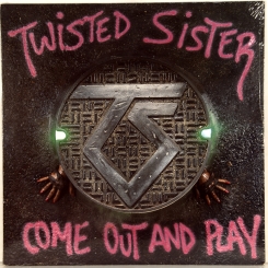 87. TWISTED SISTER-COME OUT AND PLAY-1985-FIRST PRESS UK/EU-GERMANY-ATLANTIC-NMINT/NMINT 